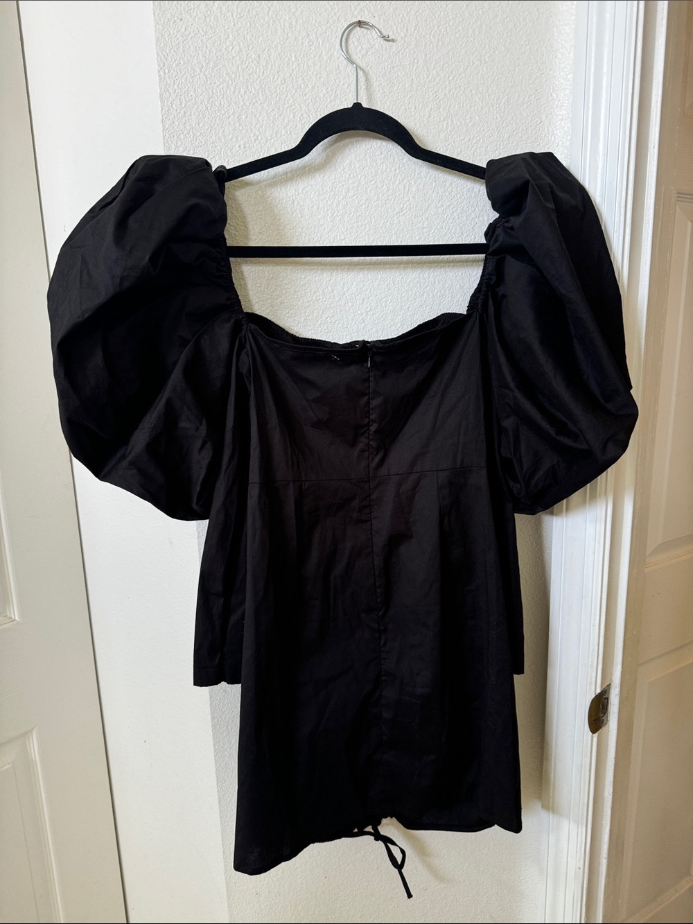 New!! ASOS Black with Puff-Sleeve Mini Dress